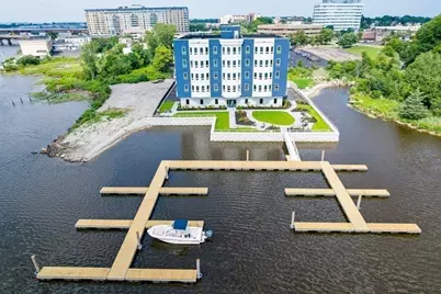 60 Newbury St #10, Quincy, MA 02171 - Photo 1