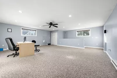 8 Marshall St, Methuen, MA 01844 - Photo 39