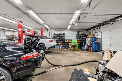 8 Marshall St, Methuen, MA 01844 - Photo 27