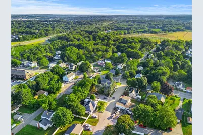 8 Marshall St, Methuen, MA 01844 - Photo 7