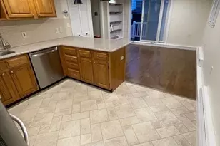 842 South St, Boston, MA 02131 - Photo 9