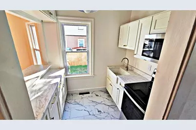 181 Foster St #1, Fall River, MA 02721 - Photo 13