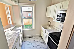 181 Foster St, Fall River, MA 02721 - Photo 13