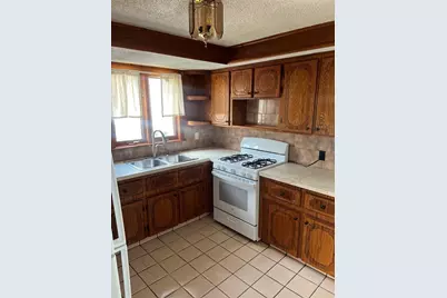 862 Locust Street, Fall River, MA 02720 - Photo 5