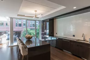 32 Traveler St, Boston, MA 02118 - Photo 25