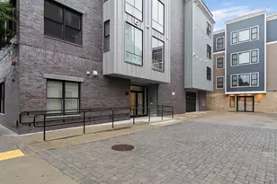 150 W Broadway, Boston, MA 02127 - Photo 33