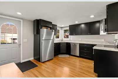 30 Wampum Ave, Waltham, MA 02451 - Photo 7