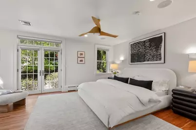 64 Walker St, Boston, MA 02129 - Photo 17