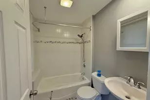 21 Hurd St, Lowell, MA 01852 - Photo 5