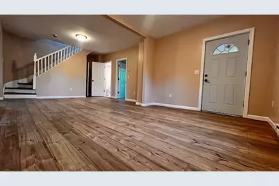 81 McCarthy Ave, Chicopee, MA 01020 - Photo 13