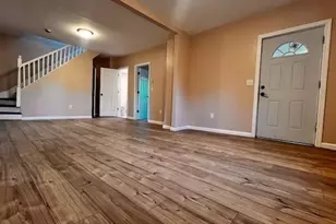 81 McCarthy Ave, Chicopee, MA 01020 - Photo 13