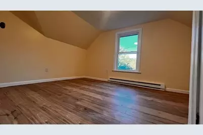 81 McCarthy Ave, Chicopee, MA 01020 - Photo 23