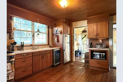 334 Elm Street, West Springfield, MA 01089 - Photo 11