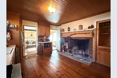 334 Elm Street, West Springfield, MA 01089 - Photo 9