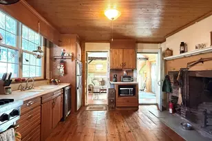 334 Elm St, West Springfield, MA 01089 - Photo 15