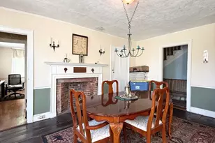 334 Elm St, West Springfield, MA 01089 - Photo 17