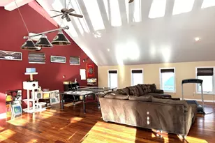 24 Seneca Dr, Hudson, MA 01749 - Photo 9