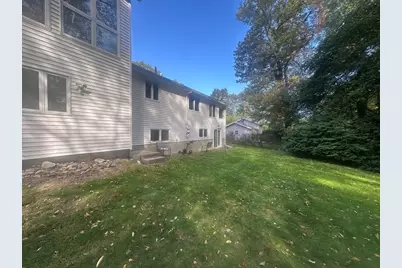 24 Seneca Dr, Hudson, MA 01749 - Photo 3
