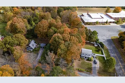 66 North St, Grafton, MA 01519 - Photo 3