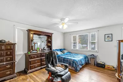 101 Regal St, Springfield, MA 01118 - Photo 3