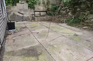 86 W Main St, North Adams, MA 01247 - Photo 23