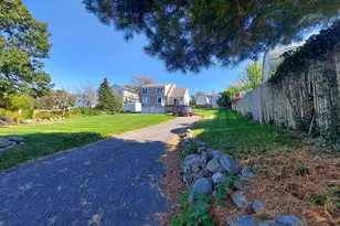 391 Clarkson St, Fall River, MA 02724 - Photo 5