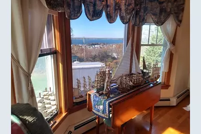 391 Clarkson St, Fall River, MA 02724 - Photo 11