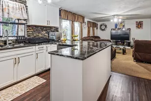 69 Bear Hill Rd, Gardner, MA 01440 - Photo 9