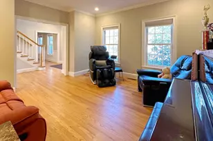 11 Oakland St, Lexington, MA 02420 - Photo 5