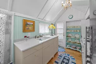 2 Lincoln Ave, Oak Bluffs, MA 02557 - Photo 9