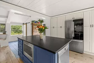 10 Dory Cir, Edgartown, MA 02539 - Photo 7