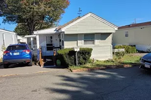 286 Newbury, Peabody, MA 01960 - Photo 9