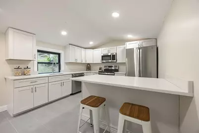 80 Margerie St, Haverhill, MA 01830 - Photo 7