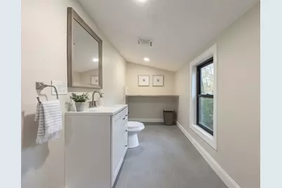 80 Margerie St, Haverhill, MA 01830 - Photo 9