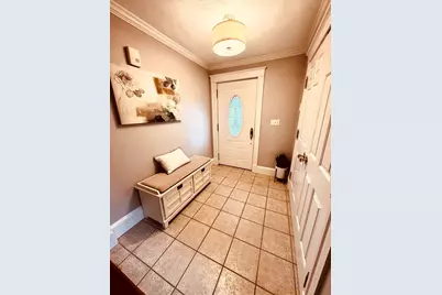 27 Park, Saugus, MA 01906 - Photo 3