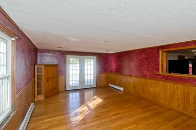 90 Anson St, Chicopee, MA 01020 - Photo 17