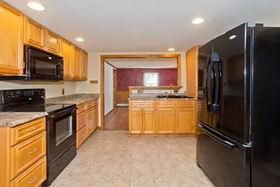 90 Anson St, Chicopee, MA 01020 - Photo 5