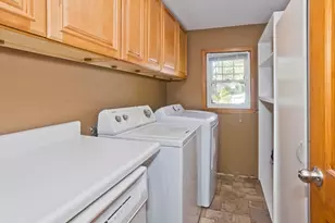 90 Anson St, Chicopee, MA 01020 - Photo 11