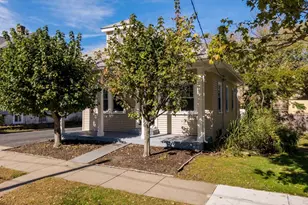 81 Sylvia St, New Bedford, MA 02745 - Photo 3