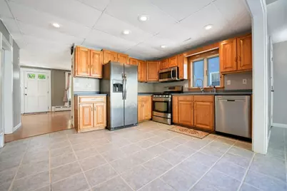 81 Sylvia St, New Bedford, MA 02745 - Photo 11