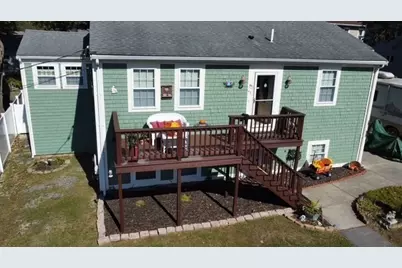 41 Tilton St, New Bedford, MA 02740 - Photo 13
