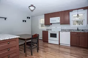 7 Pleasant St, Grafton, MA 01519 - Photo 5