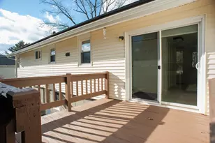 7 Pleasant St, Grafton, MA 01519 - Photo 25