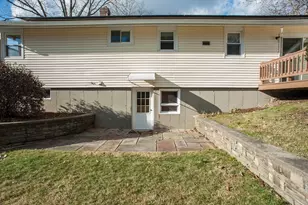 7 Pleasant St, Grafton, MA 01519 - Photo 29