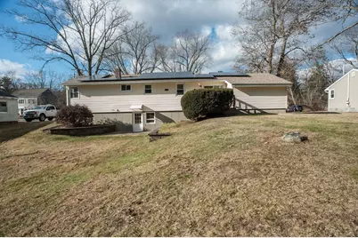 7 Pleasant St, Grafton, MA 01519 - Photo 27