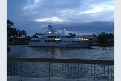 1166 Hillsboro Mile #8, Deerfield, FL 33062 - Photo 3