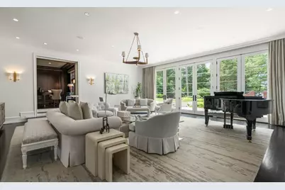 1014 Boylston Street, Brookline, MA 02467 - Photo 9