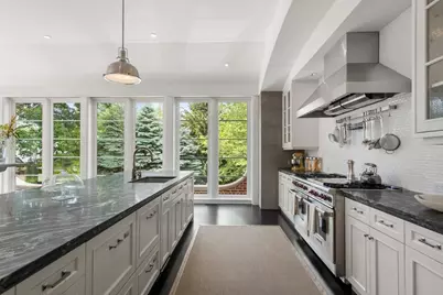 1014 Boylston Street, Brookline, MA 02467 - Photo 17