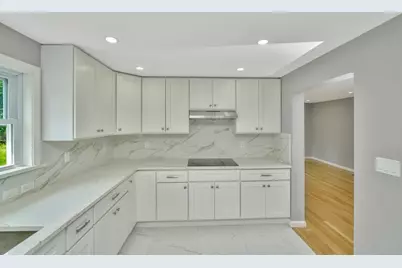 87 Summer St, Abington, MA 02351 - Photo 7