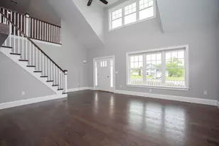 37 Metacomet Rd, West Bridgewater, MA 02379 - Photo 3